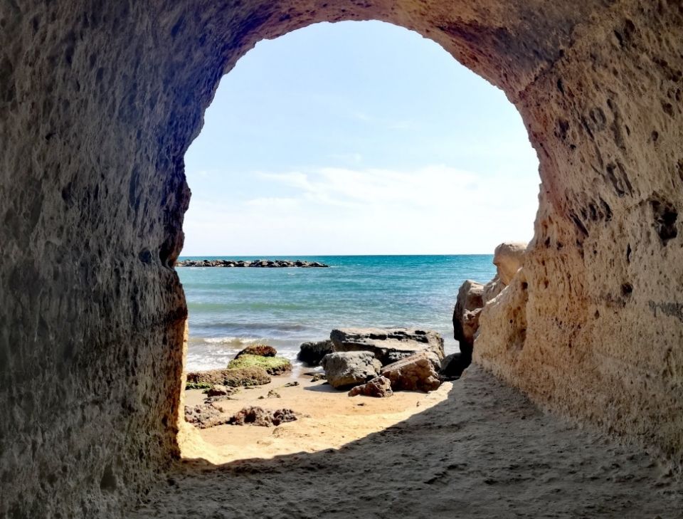 Grotte Di Nerone
