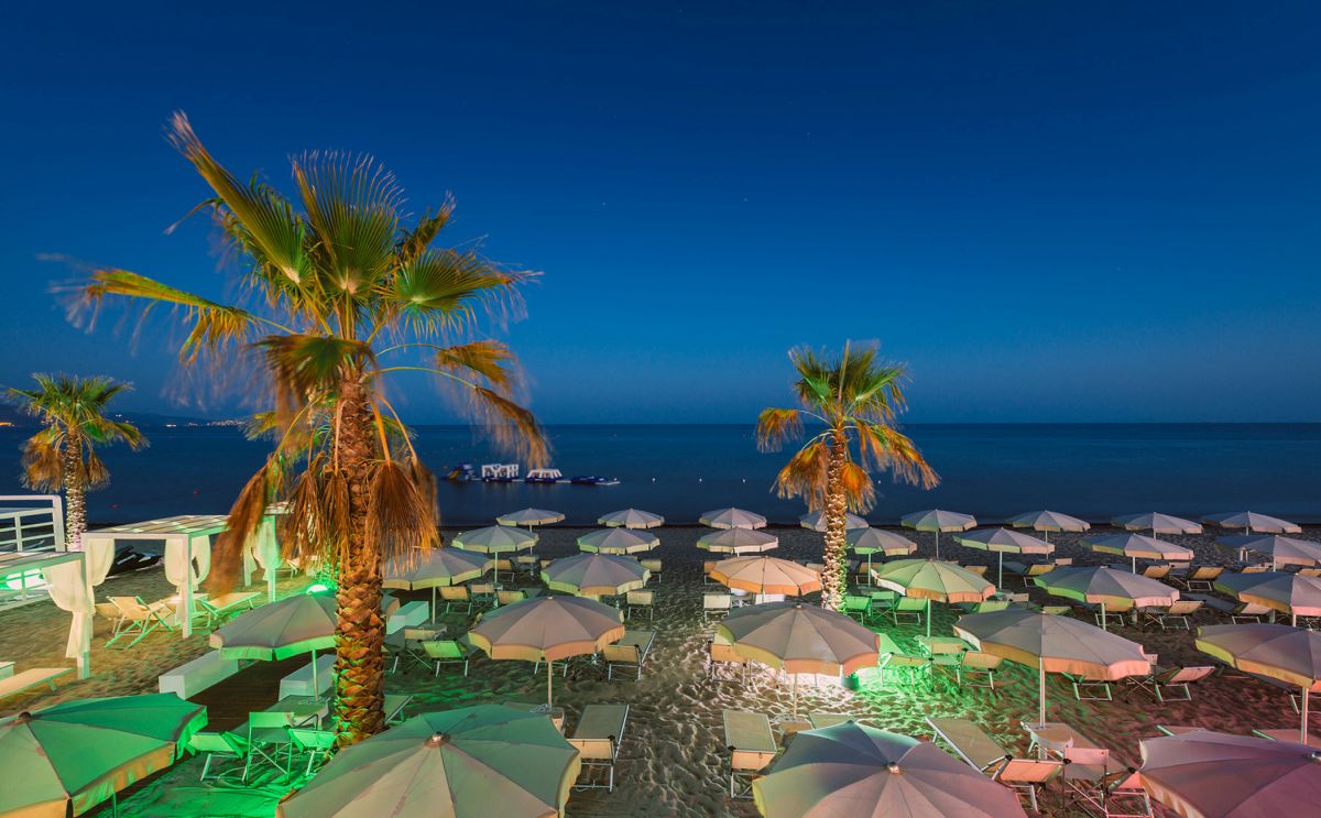 Jinny Beach Quartu Sant'Elena (CA) prenotazione online Spiagge.it