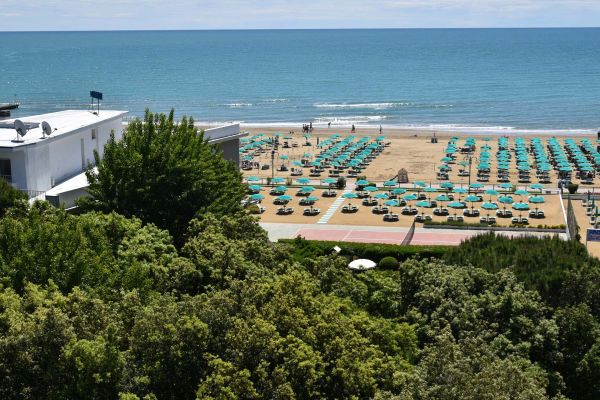 Janerio Frontemare Hotel & Beach