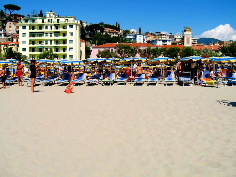 Piccolo Lido Arma Di Taggia (IM) prenotazione online Spiagge.it