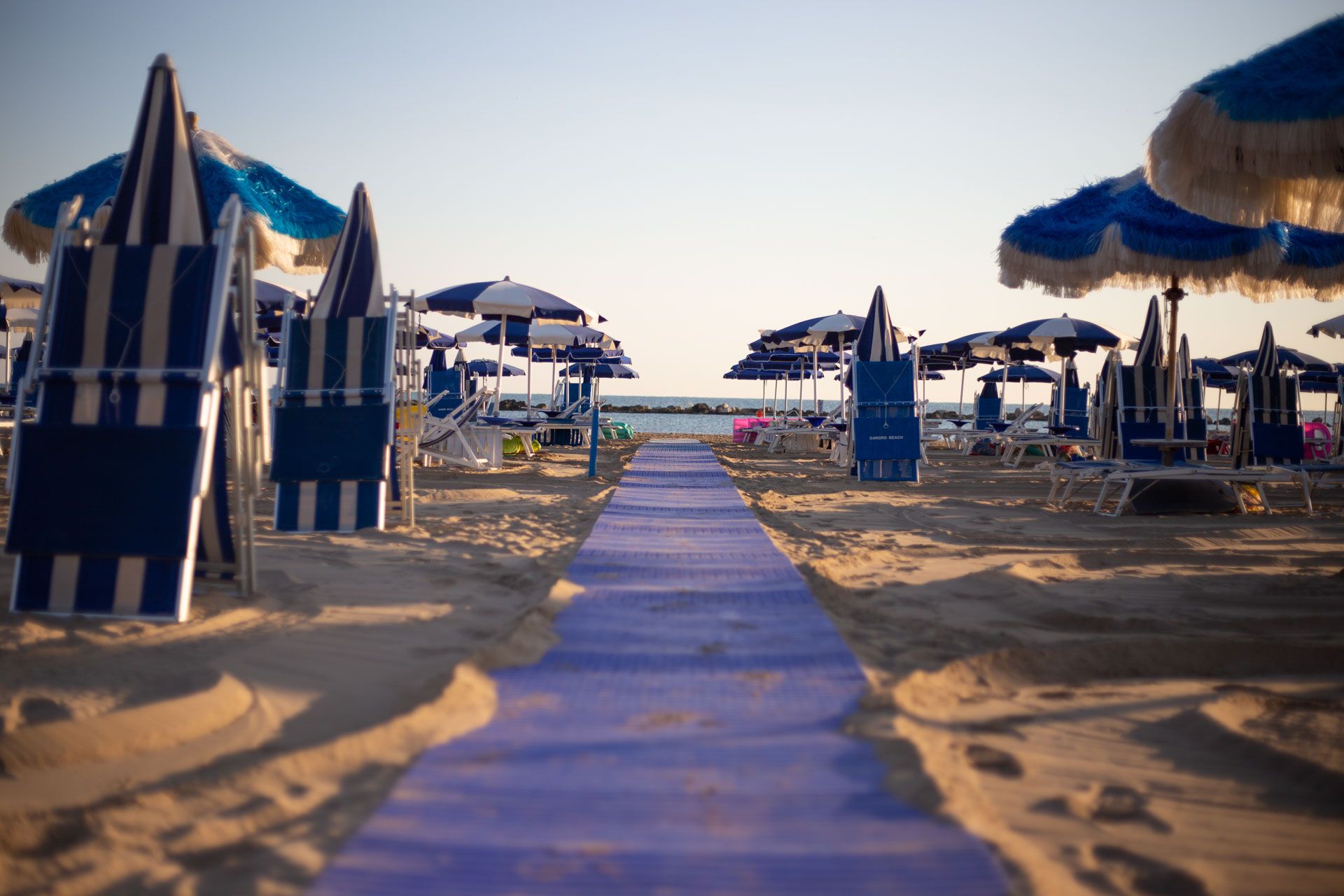 Sangro Beach Torino Di Sangro (CH) prenotazione online Spiagge.it