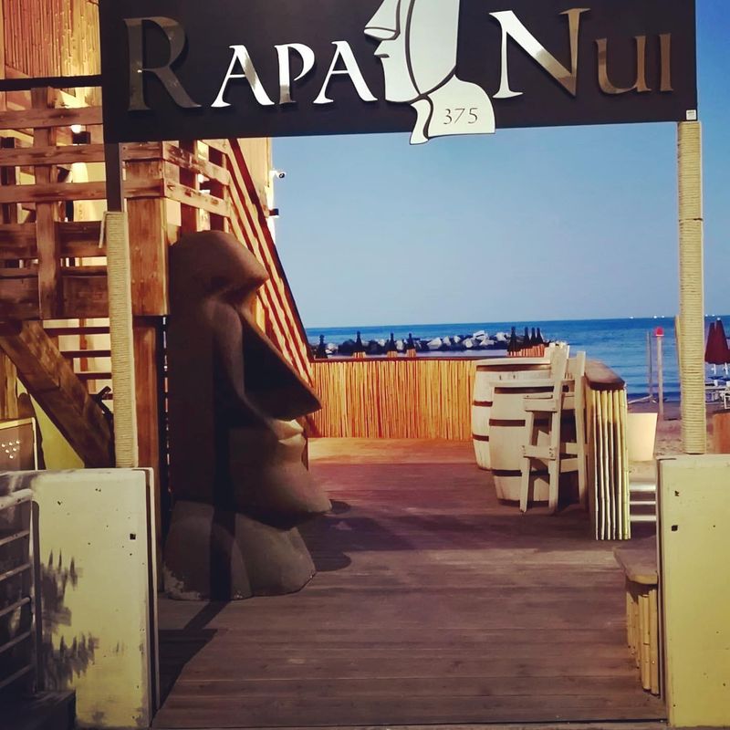Rapa Nui Beach
