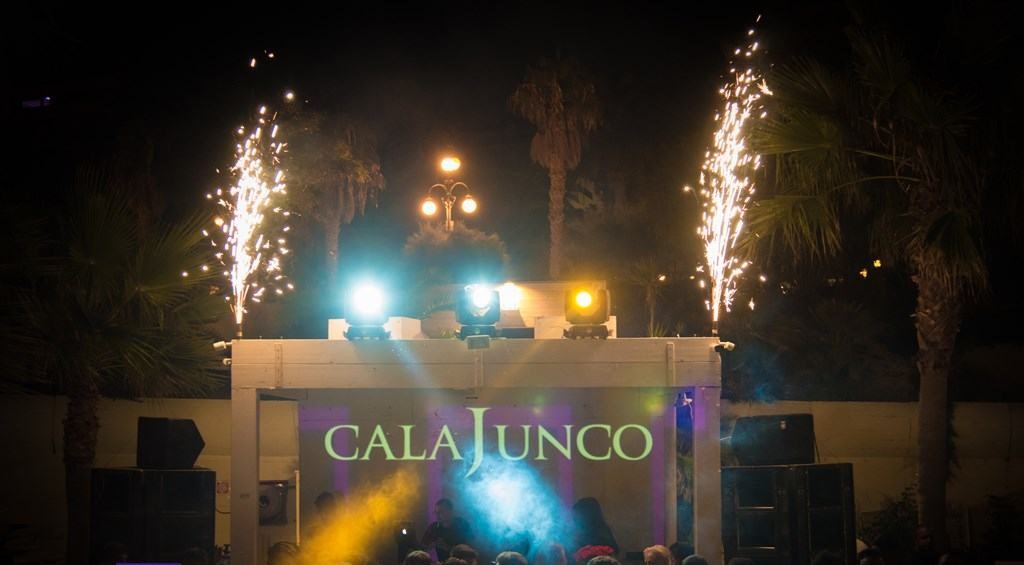 Calajunco Beach Club