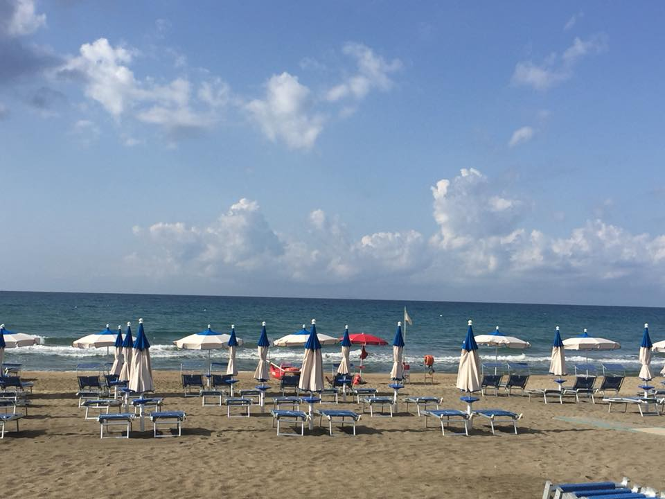 Summer Beach Il Pomodoro