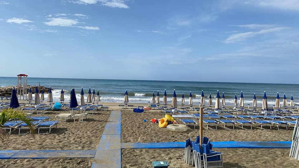 Summer Beach Il Pomodoro